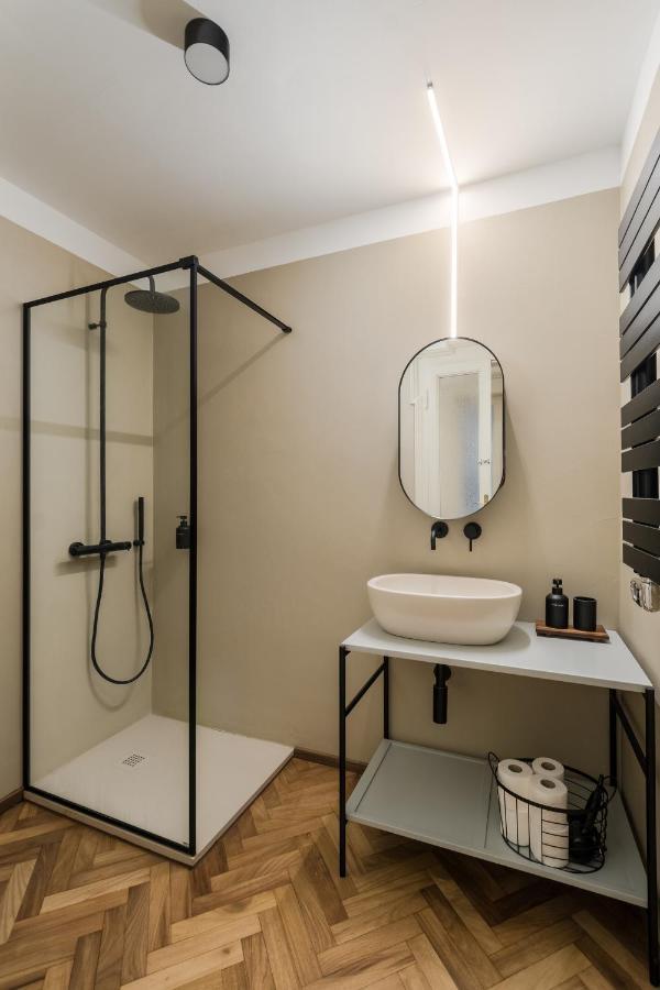 Appartamento Casa Unica - Elegant With Balcony - Centrale 1 *