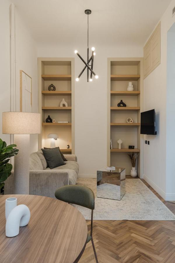 Casa Unica - Elegant With Balcony - Centrale 1 * Milano