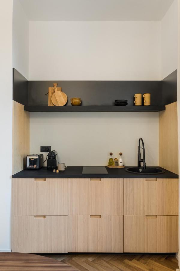 Casa Unica - Elegant With Balcony - Centrale 1 Appartamento Milano